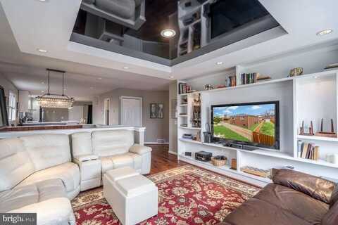 4005 ANACOSTIA AVENUE NE, WASHINGTON, DC 20019
