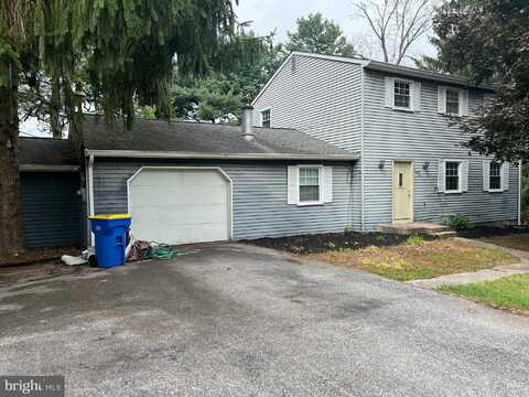 25 MULLIGAN DRIVE, ETTERS, PA 17319