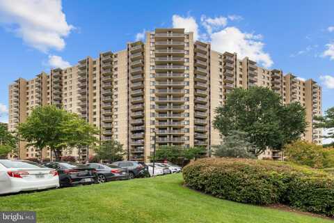 203 YOAKUM PARKWAY, ALEXANDRIA, VA 22304