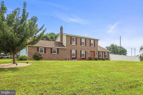 1601 RAINBOW CIRCLE, YORK, PA 17408