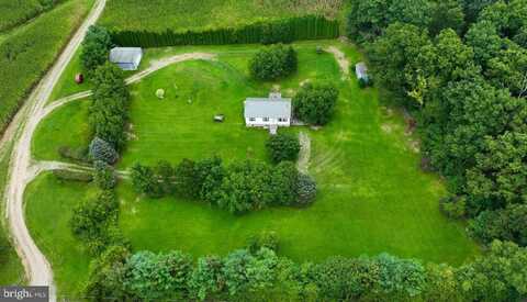 7296 BLUE HILL ROAD, GLENVILLE, PA 17329