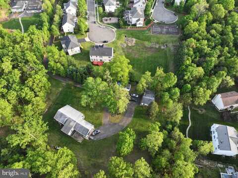 626 W CHURCH ROAD W, STERLING, VA 20164
