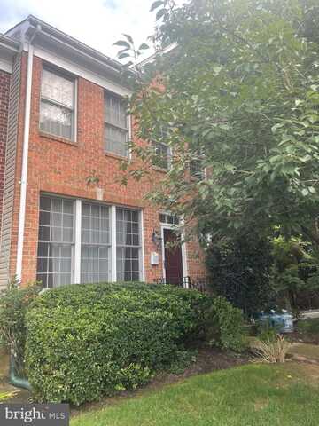 138 SHEPHERDSON LANE NE, VIENNA, VA 22180