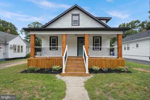 18 S MONROE AVENUE, HAMMONTON, NJ 08037