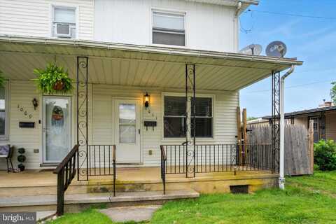 1011 E LEHMAN STREET, LEBANON, PA 17046