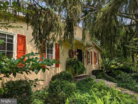 2125 OLD WOODS ROAD, GREEN LANE, PA 18054