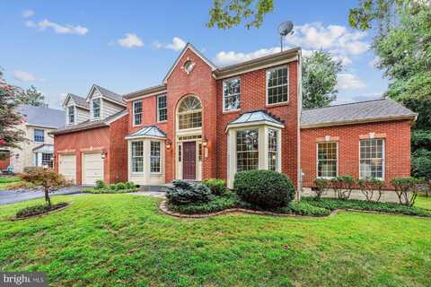 13 CLIMBING ROSE COURT, ROCKVILLE, MD 20850