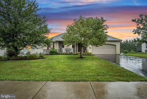 125 TORREY PINES DRIVE, MOUNT WOLF, PA 17347