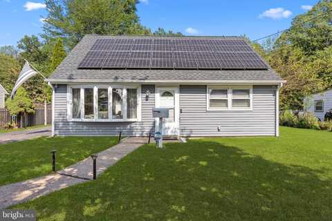 972 TERRACE BOULEVARD, EWING, NJ 08618