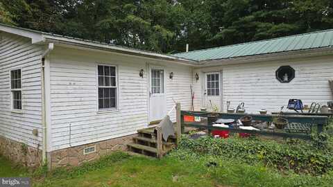 7 HUMMELS LANE, MC CLURE, PA 17841
