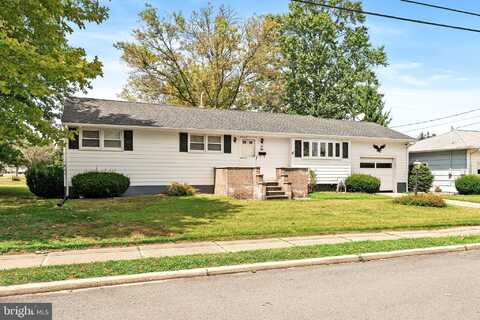 5 DELOTTO DRIVE, HAMILTON, NJ 08619