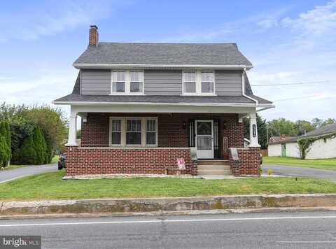 15576 PENNSYLVANIA AVENUE N, GREENCASTLE, PA 17225