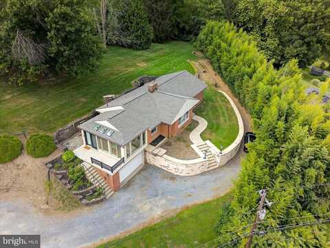 1713 MORNINGSIDE DRIVE, LANCASTER, PA 17602