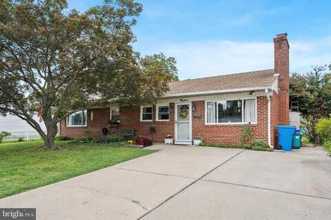 12 OLD POND ROAD, LEVITTOWN, PA 19057