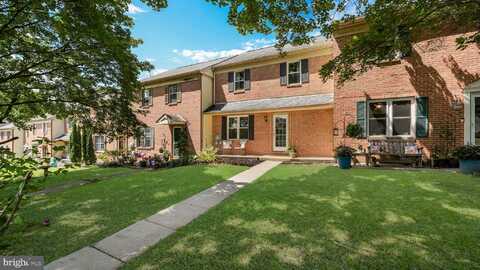 212 LAUREEN ROAD, SCHWENKSVILLE, PA 19473