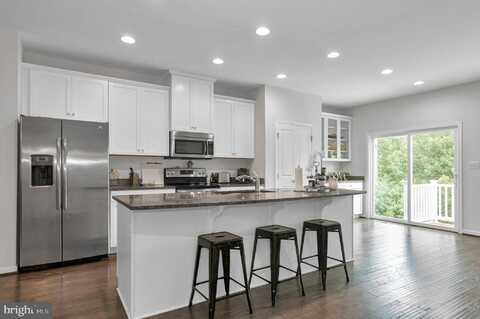 8633 ROSECRANS LANE, SPOTSYLVANIA, VA 22553