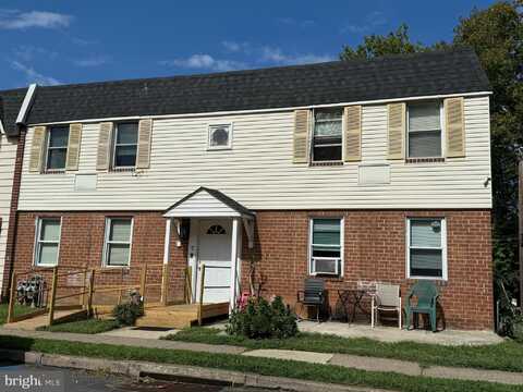 7 BRIGHTON VILLAGE DRIVE, BROOMALL, PA 19008