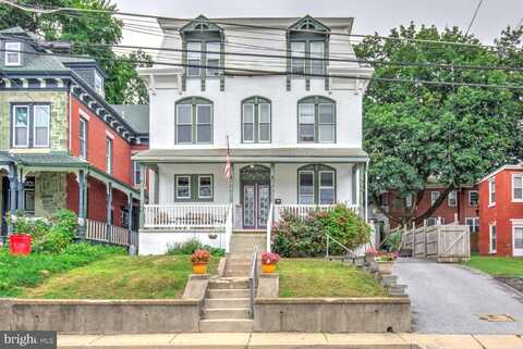 51 W WYOMISSING AVENUE, MOHNTON, PA 19540