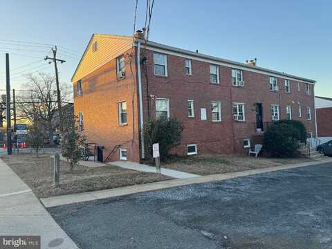 133 S COURTHOUSE ROAD, ARLINGTON, VA 22204