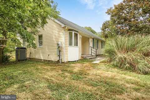 100 COLD SPRINGS ROAD, CARLISLE, PA 17015