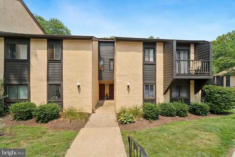 815 PAINTERS XING, CHADDS FORD, PA 19317