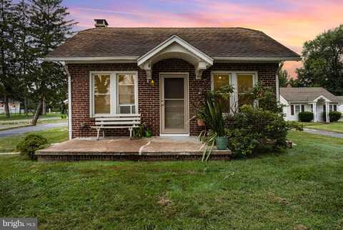 1854 HILTON AVENUE, DOVER, PA 17315