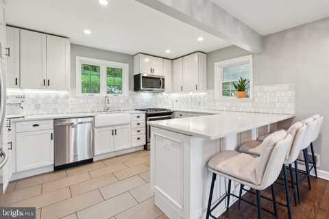 8203 BELLONA AVENUE, TOWSON, MD 21204