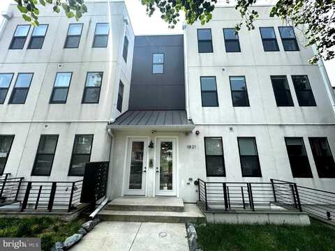 1821 I STREET NE, WASHINGTON, DC 20002