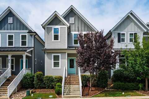 77 Hawk Point Road, Chapel Hill, NC 27516