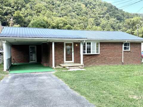 1104 Little Prater Road, Grundy, VA 24614