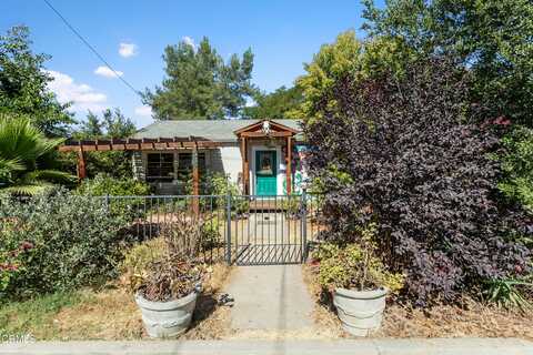 587 Vine Street, Oak View, CA 93022