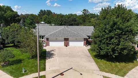 2012 Terrace Drive, Cedar Falls, IA 50613