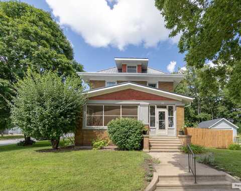 403 NE 2nd Avenue, Waverly, IA 50677