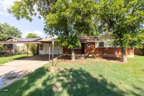 109 WOOD CIRCLE, Iowa Park, TX 76367