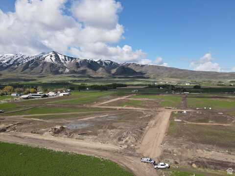 826 N 100 E, Mendon, UT 84325
