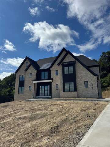 4065 Cross Creek Cir, Middlesex Twp, PA 16059