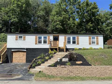 105 Stella Dr, Level Green, PA 15085