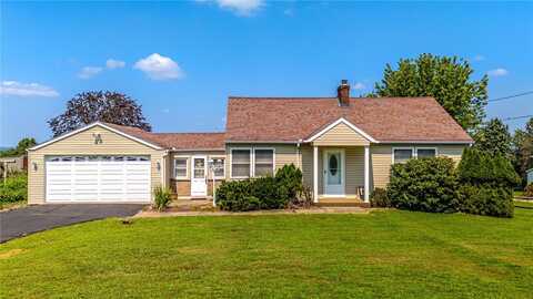 1342 Armstrong Dr, Carroll Twp, PA 15063