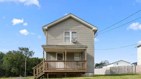 16 S Main St, Mt Pleasant Twp, PA 15361