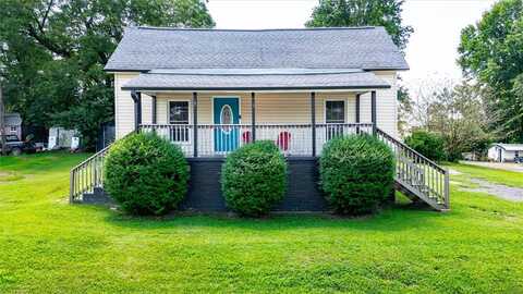 7 Hunt Avenue, Liberty, SC 29657