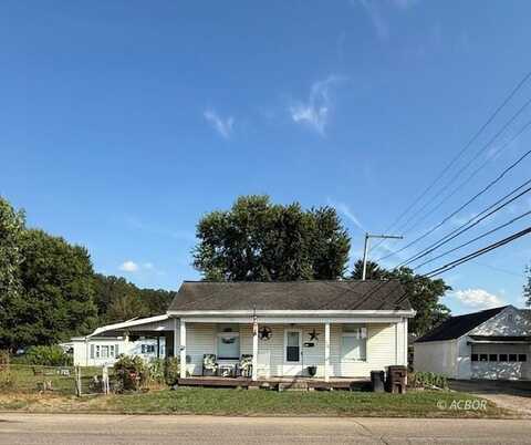 20 4th Street, Nelsonville, OH 45764
