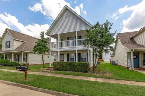 2694 N Whit LN, Fayetteville, AR 72704