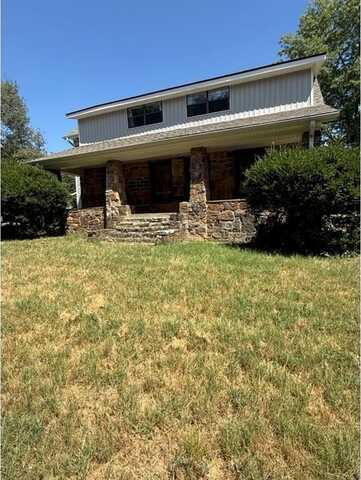 129 Hickory TR, Mountainburg, AR 72946