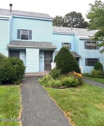 2 Rolling Hills --, Lenox, MA 01240