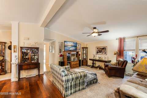 781 Carolina Street SW, Calabash, NC 28467