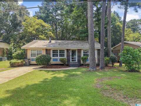 2731 NOVEL DRIVE, HUEYTOWN, AL 35023