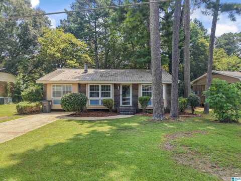 2731 NOVEL DRIVE, HUEYTOWN, AL 35023