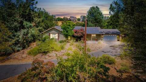 2441 Quail Hill Road, Copperopolis, CA 95228