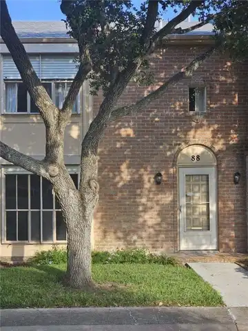 88 Townhouse, Corpus Christi, TX 78412