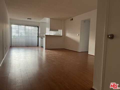 710 Crenshaw, Los Angeles, CA 90005
